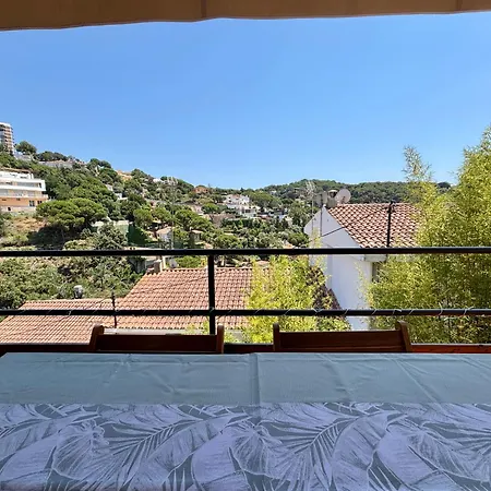 Quiet Cala Canyellas Apartment *