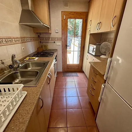 Quiet Cala Canyellas Apartment *